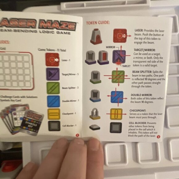 LASER MAZE Beam Bending Logic Game - STEM Toy - Board Game - Complete - Picture 4 of 11